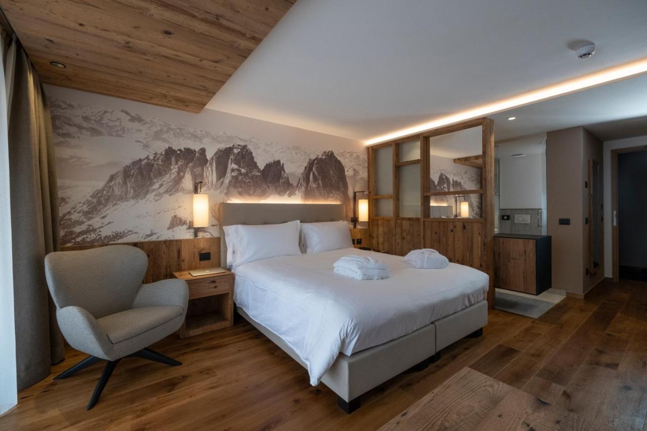 Ciampedie Luxury Alpine Spa Hotel Vigo di Fassa Bagian luar foto